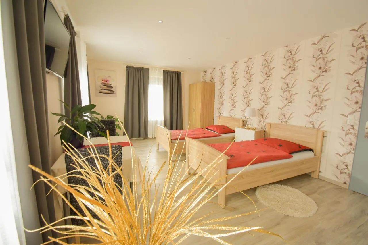 Mainzimmer - Business Apartments Hasloch  Germany
