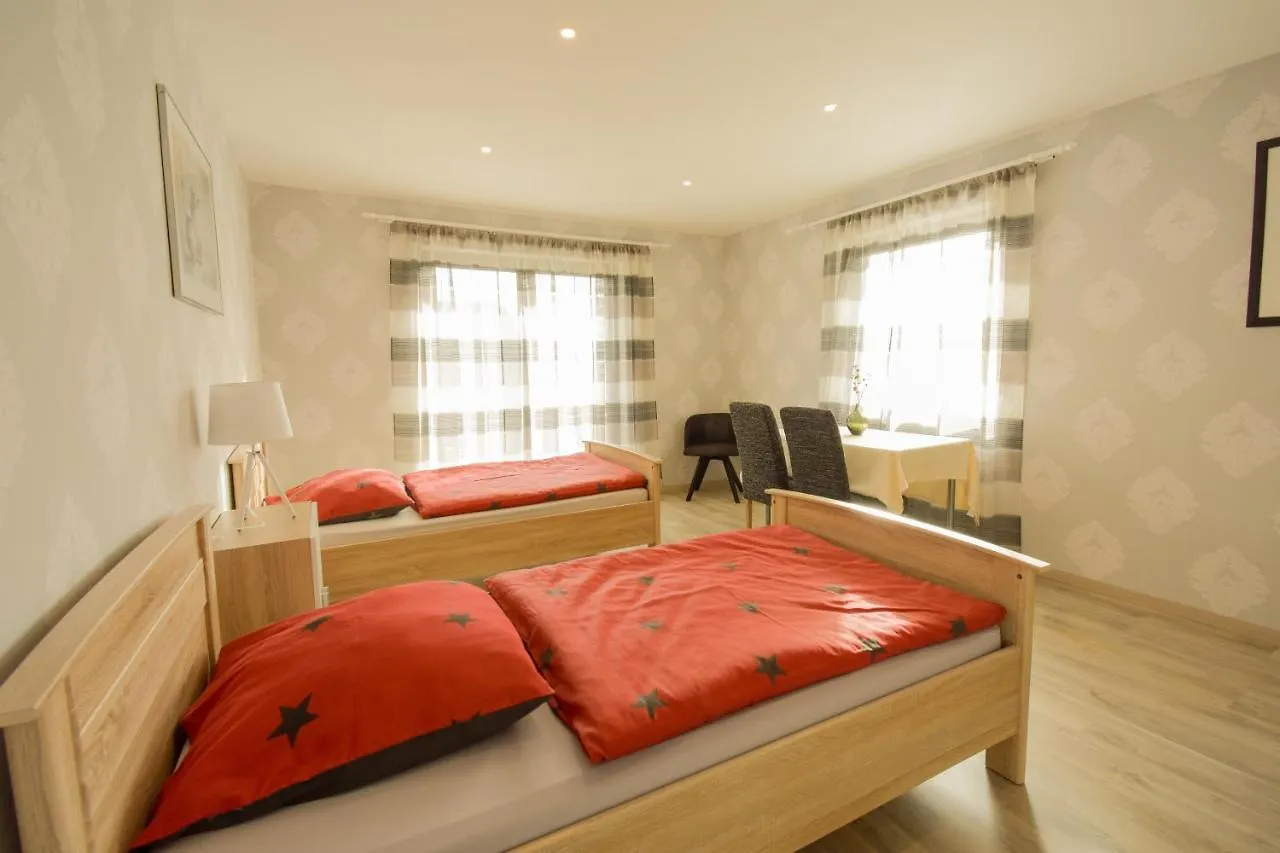 Mainzimmer - Business Apartments Hasloch  0*, Hasloch (Bavaria)